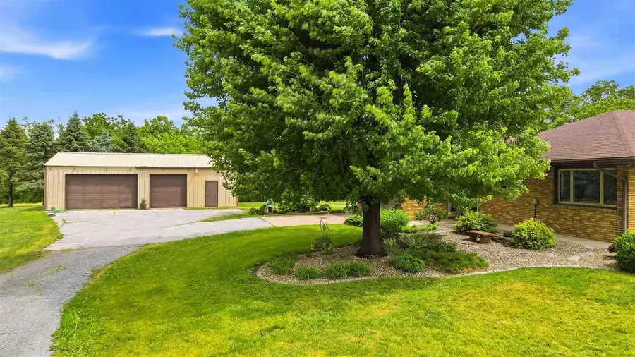 3231 140th St, Wilton, IA 52778 - #3