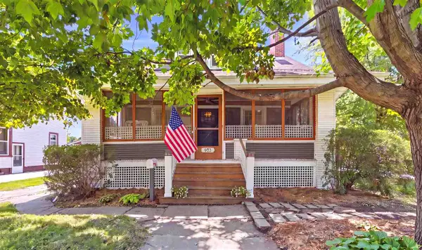903 E Main St, Washington, IA 52353