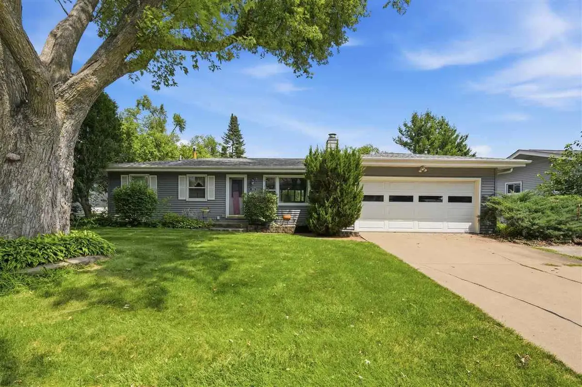 1616 Hollywood Blvd, Iowa City, IA 52240 - #1