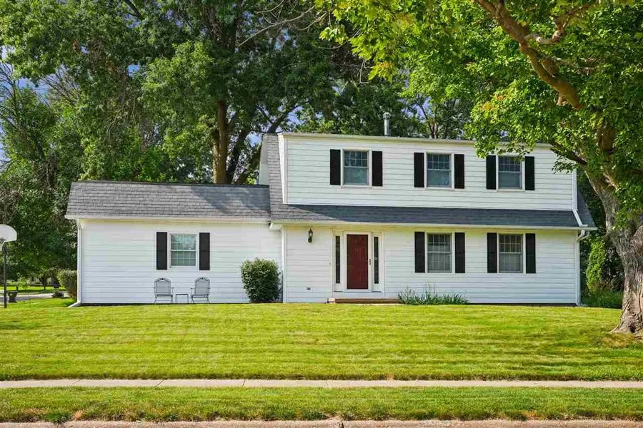 2 Bedford Ct, Iowa City, IA 52240 - #3