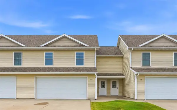 714 W 3rd Street, Kalona, IA 52247