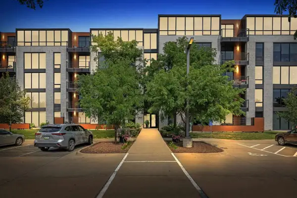 1 University Way #409, Iowa City, IA 52246