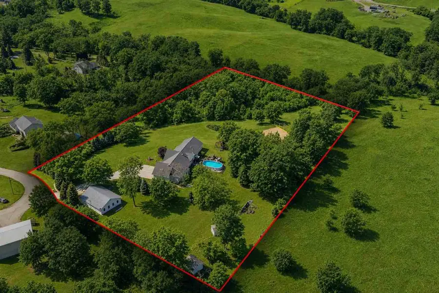 2963 170th St, South Amana, IA 52334 - #2