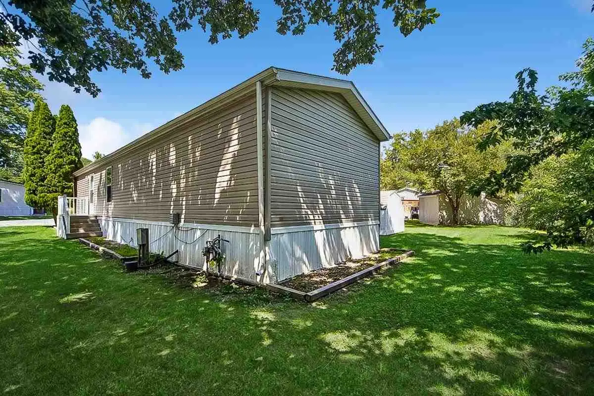 6901 SE 14th Street, Des Moines, IA 50320 - #1