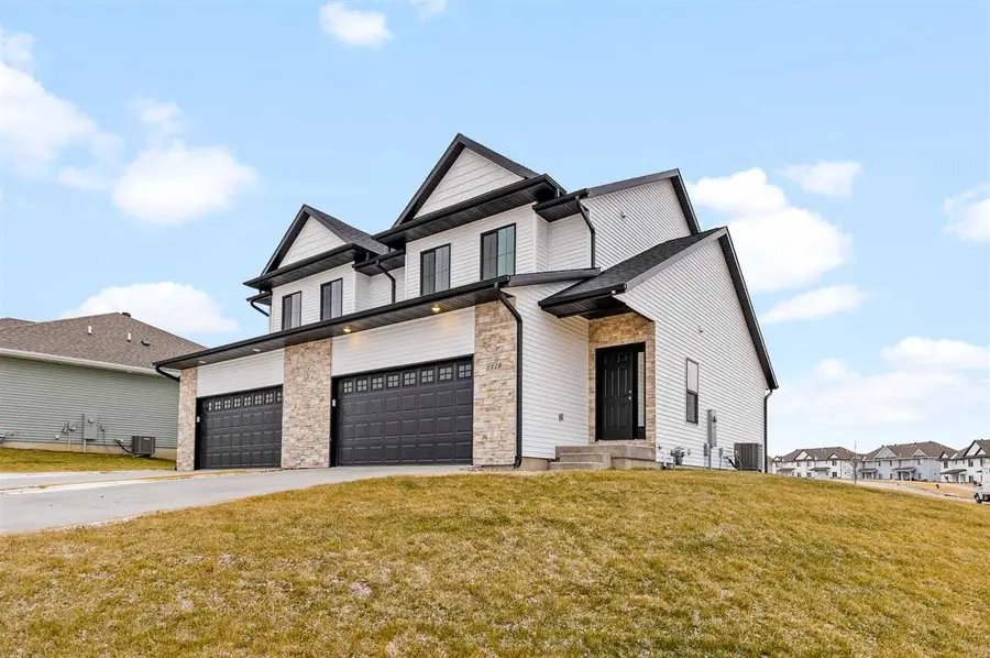 1405 Winterberry Ln, North Liberty, IA 52317 - #2