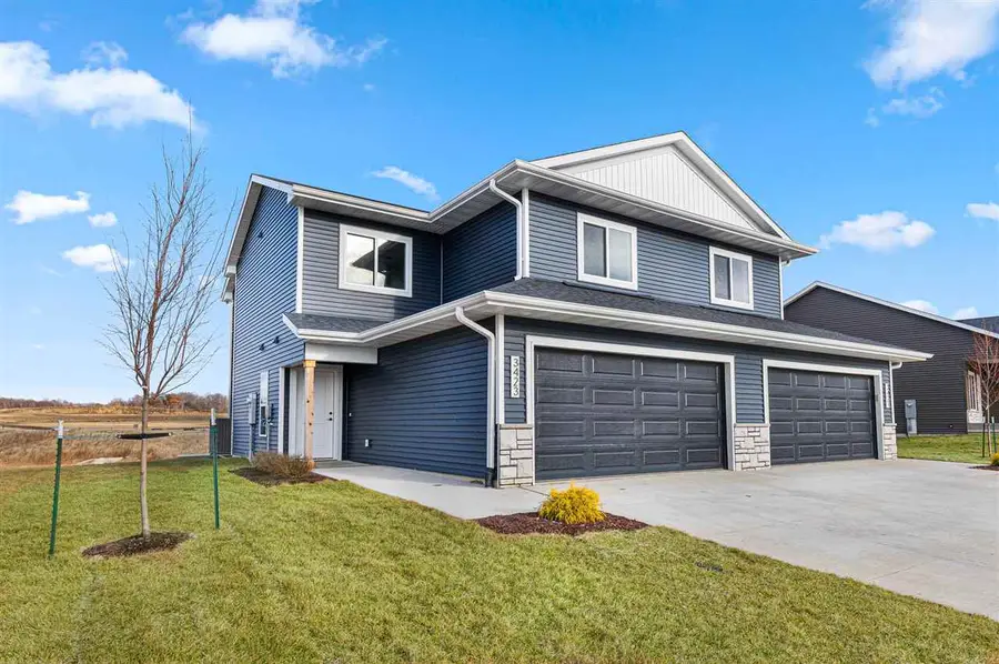3442 Holderness Rd, Coralville, IA 52241 - #2