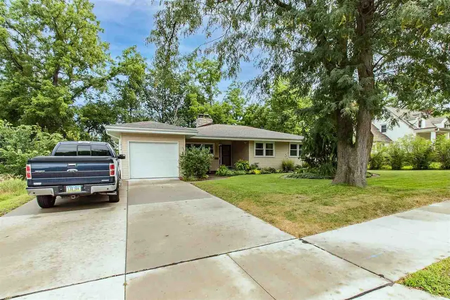 1816 Rochester Ave, Iowa City, IA 52245 - #2