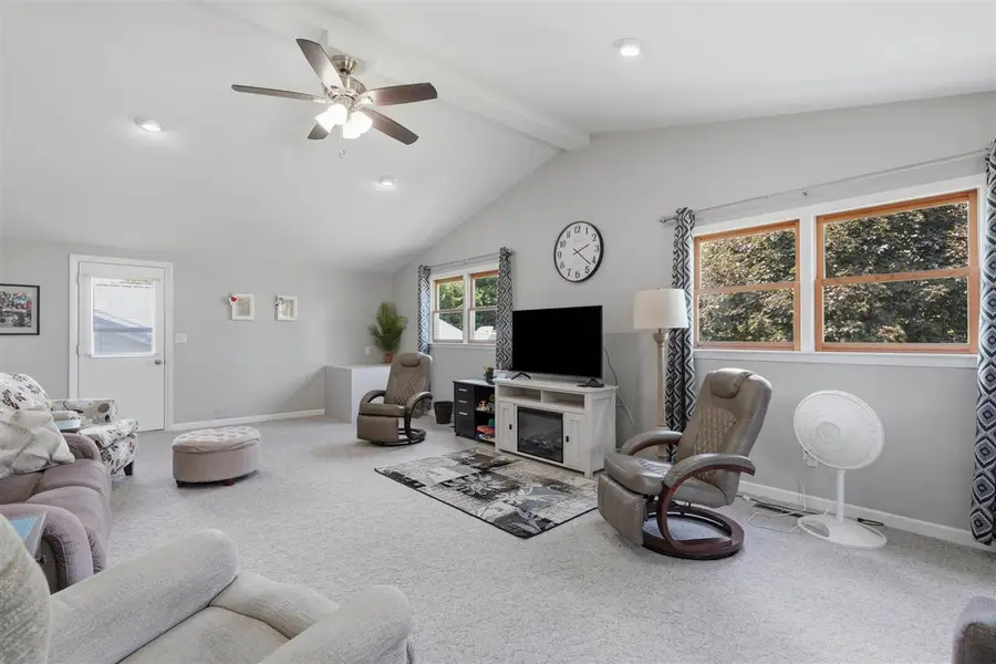 714 E Harrison St, Washington, IA 52353 - #3