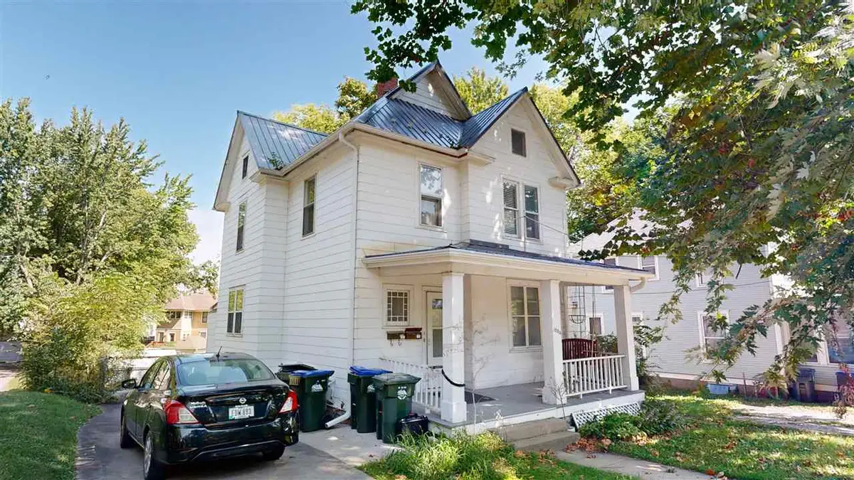 1204 E Burlington St, Iowa City, IA 52240 - #1