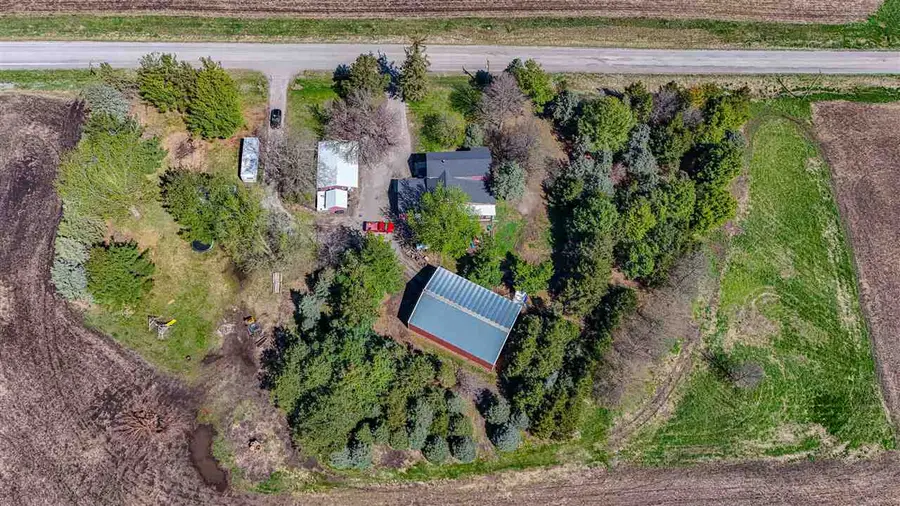 5419 420th Street SE, Iowa City, IA 52245 - #3