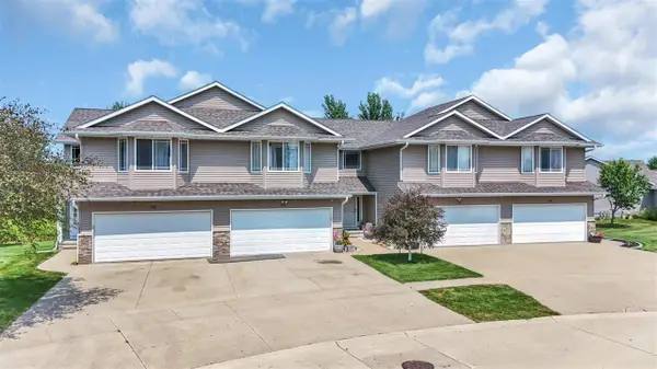 2312 Tallgrass Dr, Marion, IA 52302