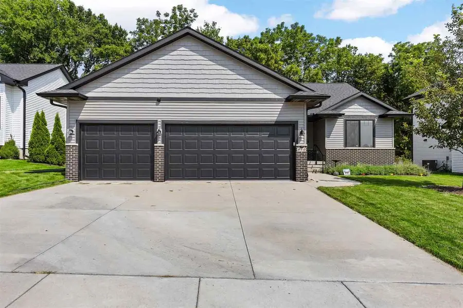 850 Aiden Street, Iowa City, IA 52245 - #2