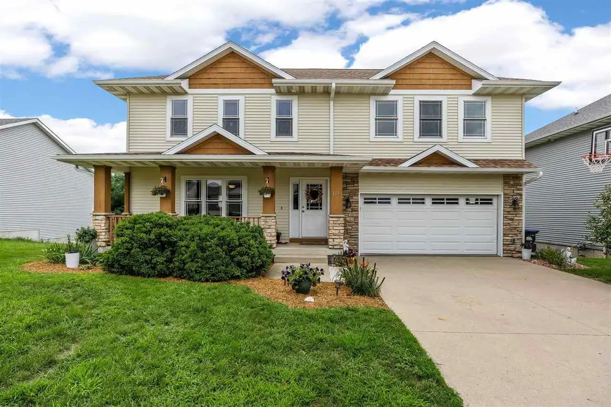 1017 Langenberg Ave, Iowa City, IA 52240 - #1
