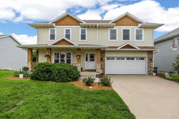 1017 Langenberg Ave, Iowa City, IA 52240