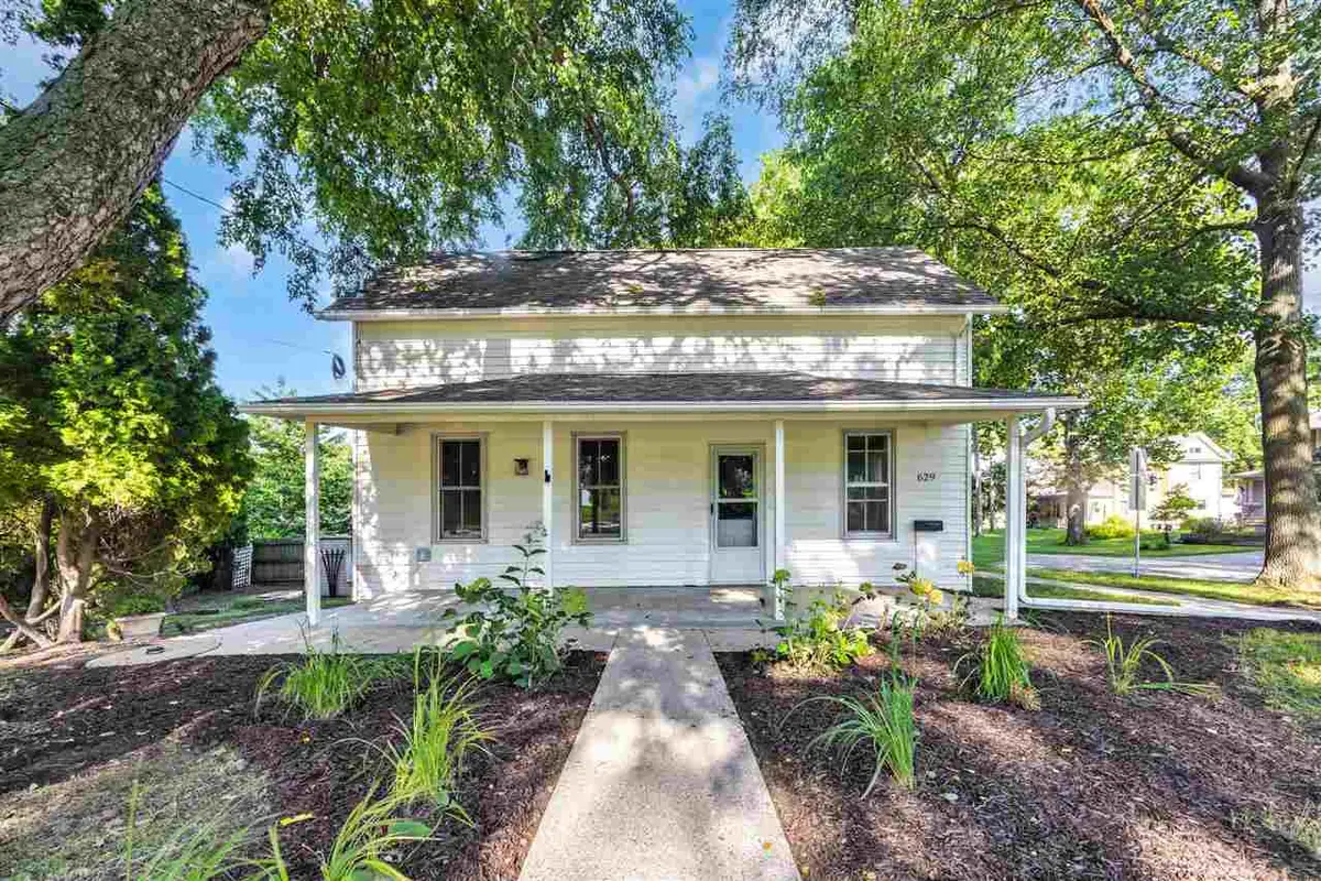 629 N Governor St, Iowa City, IA 52245 - #1