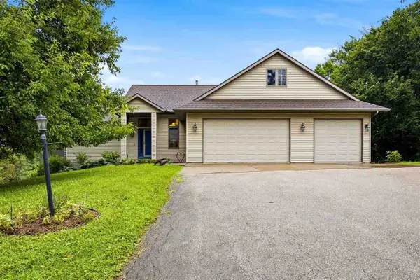 2792 NW Holly Ct., Swisher, IA 52338