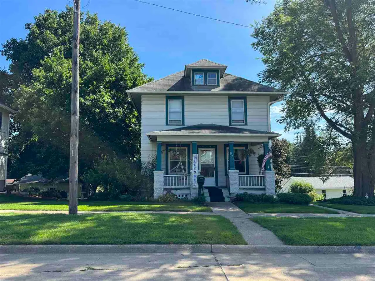621 W Jefferson St., Washington, IA 52353 - #1