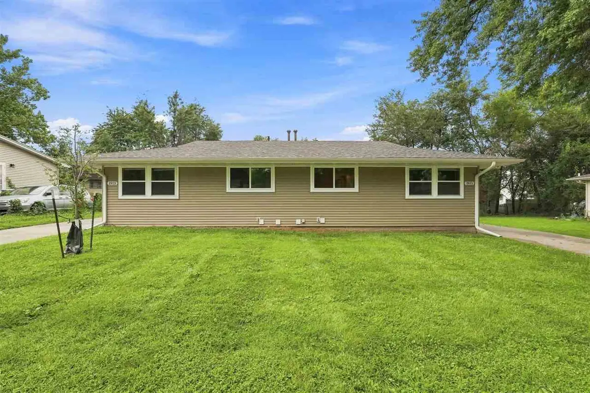 1911 Taylor Drive, Iowa City, IA 52240 - #1