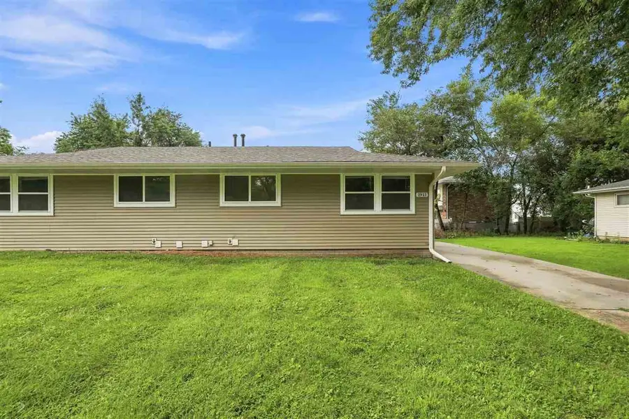 1911 Taylor Drive, Iowa City, IA 52240 - #2