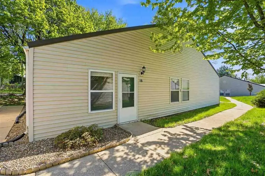 1220 Village Rd, Iowa City, IA 52240 - #1
