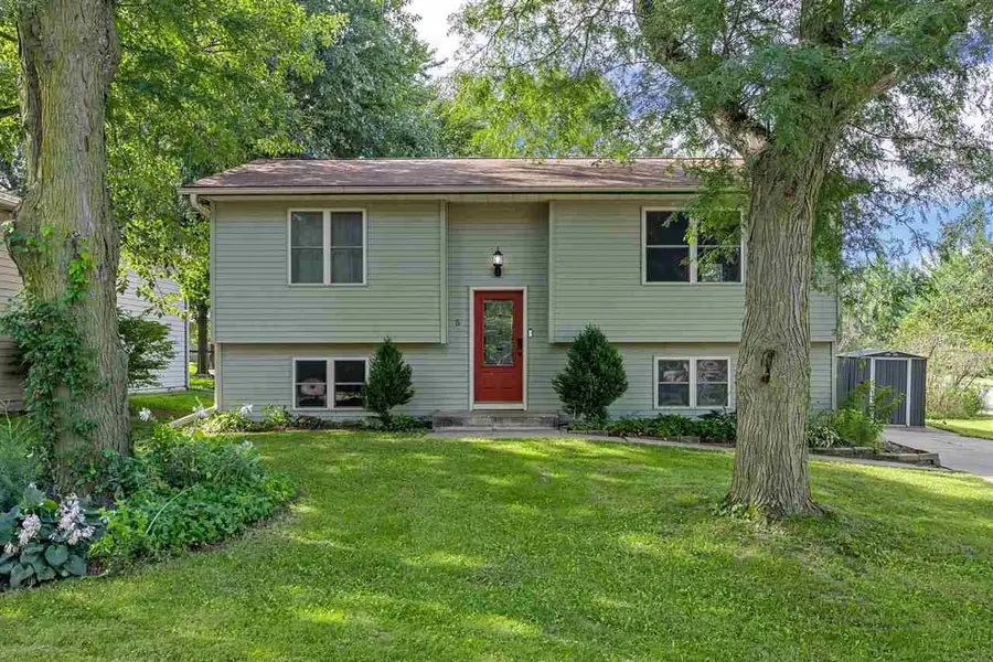 5 Birch Ct, North Liberty, IA 52317 - #2