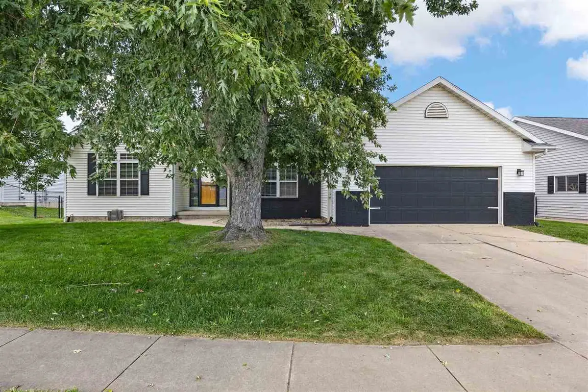 3540 Windemere Way, Marion, IA 52302 - #1