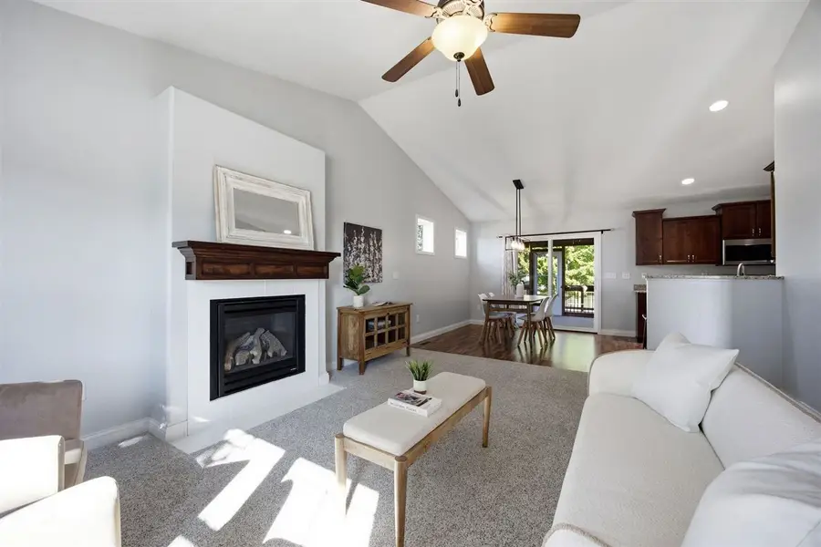 19 Eversull Lane, Iowa City, IA 52245 - #3