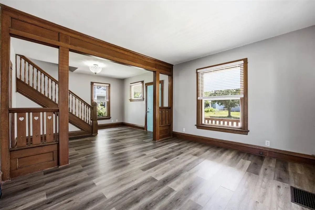 1546 6th Ave SE, Cedar Rapids, IA 52403 - #1