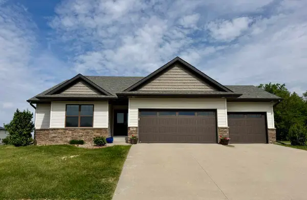 4983 Preston Ln, Iowa City, IA 52246