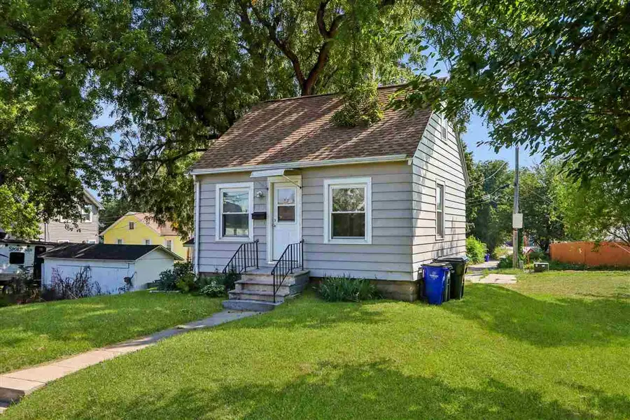 1515 SW 8th Street, Cedar Rapids, IA 52404 - #3