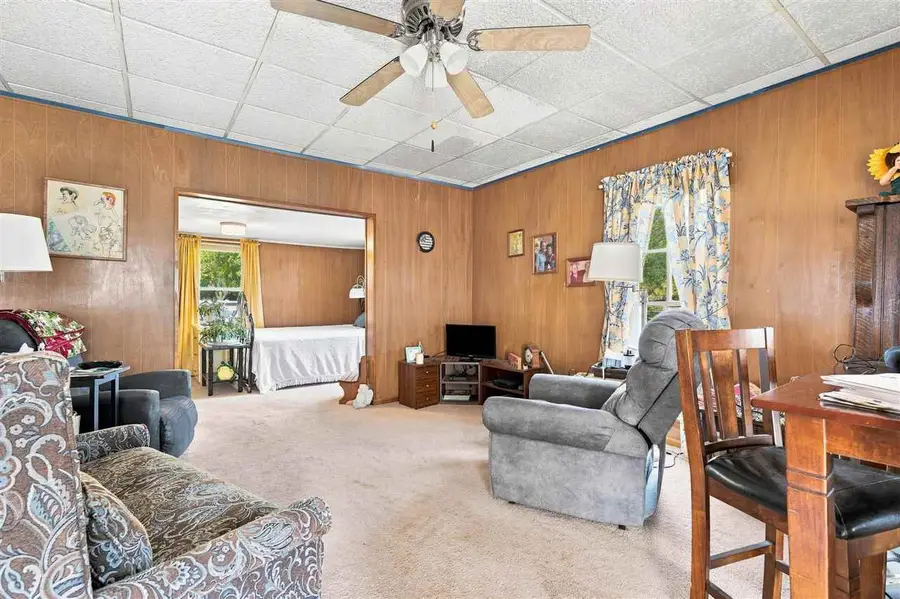 707 N 4th Ave, Washington, IA 52353 - #2