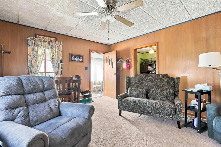 707 N 4th Ave, Washington, IA 52353 - #3