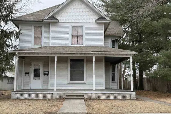508 N Iowa Ave, Washington, IA 52353