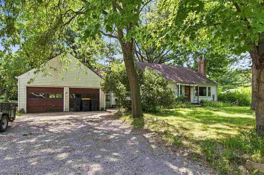 710 Kimball Ave, Iowa City, IA 52245 - #2