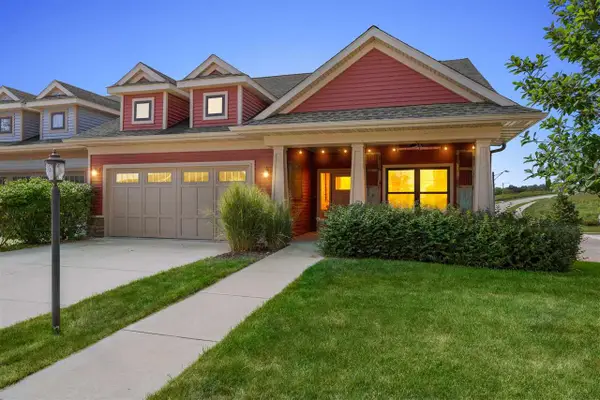 802 Ryan Ct, Iowa City, IA 52246