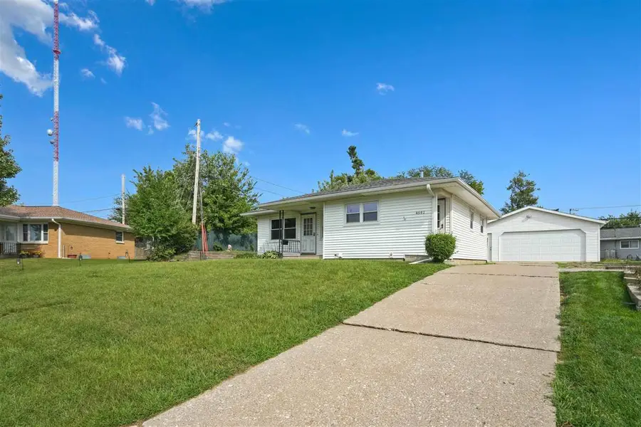 4641 Danbury St NE, Cedar Rapids, IA 52402 - #2
