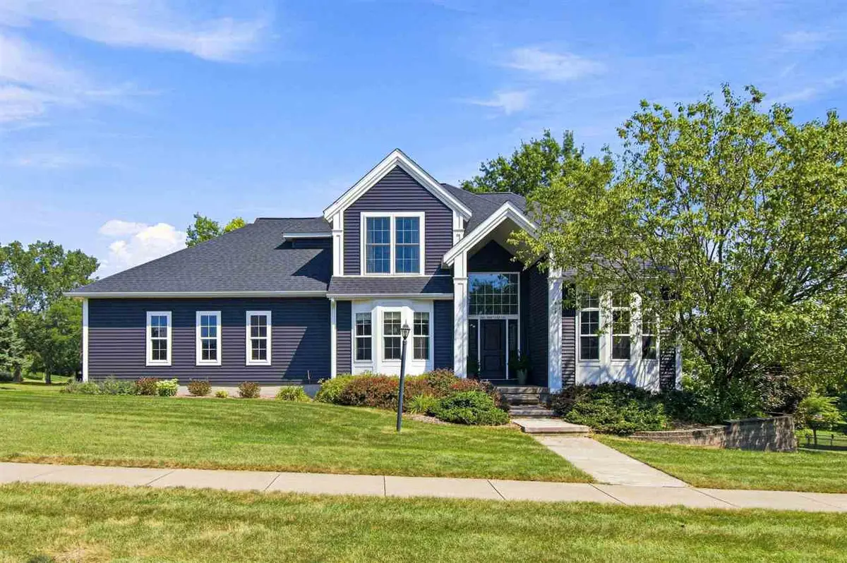 1006 Arlington Dr, Iowa City, IA 52245 - #1