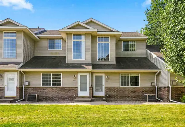453 W Zeller St, North Liberty, IA 52317