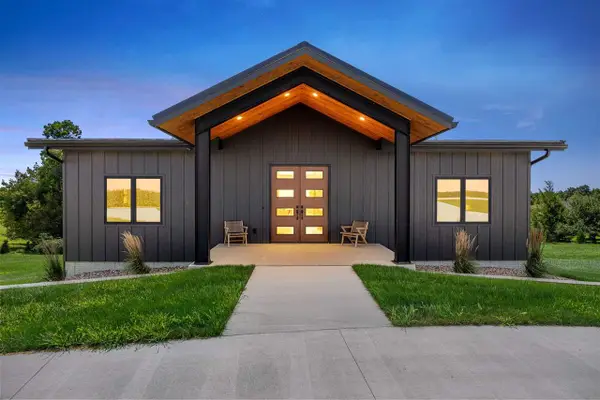 2226 Harpers Highlands Lane, Harpers Ferry, IA 25425