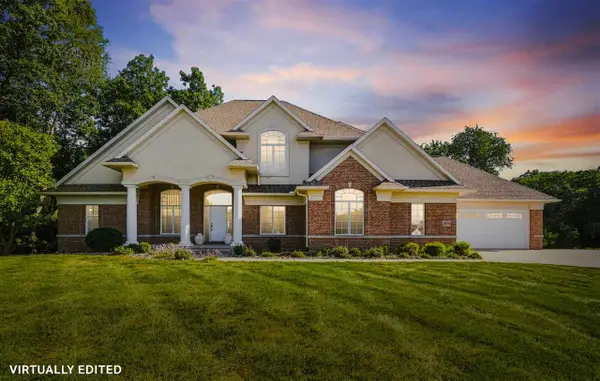 2804 NW Deer Valley Drive, Swisher, IA 52338