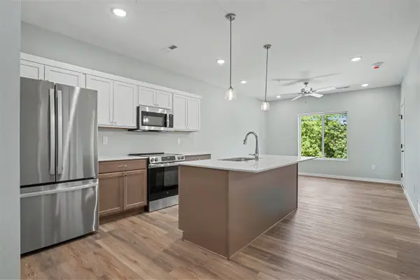 4428 Deer Creek Rd, Iowa City, IA 52246