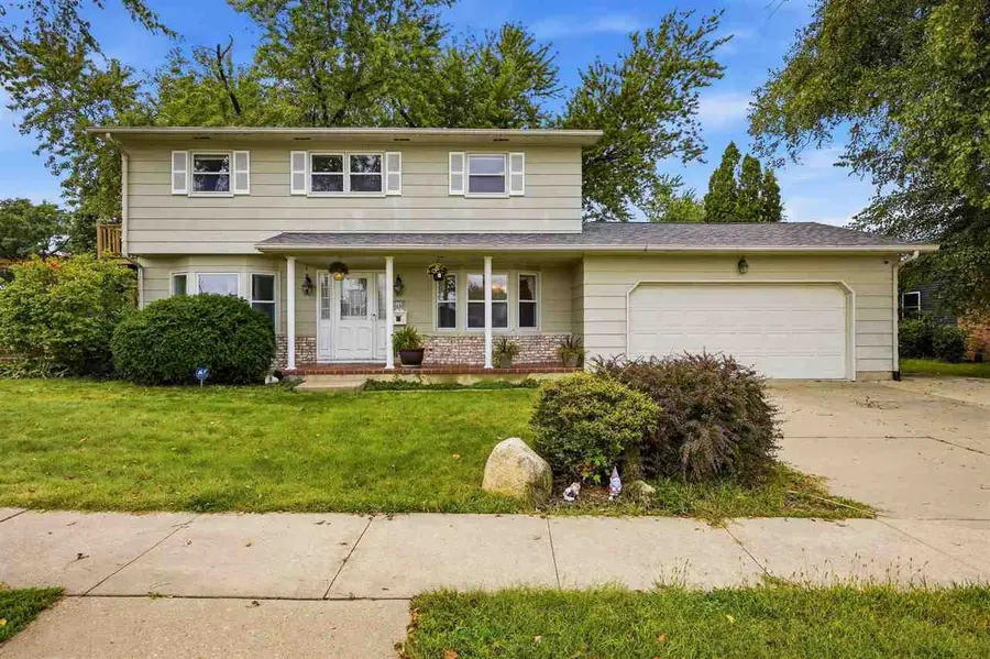 2120 27th St, Marion, IA 52302 - #2