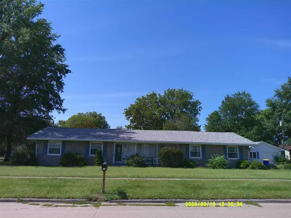 1205 N 4th Ave, Washington, IA 52353