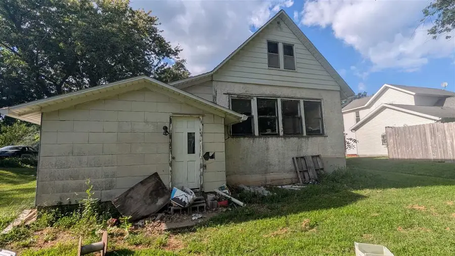 410 Maiden Ln, Muscatine, IA 52761 - #3