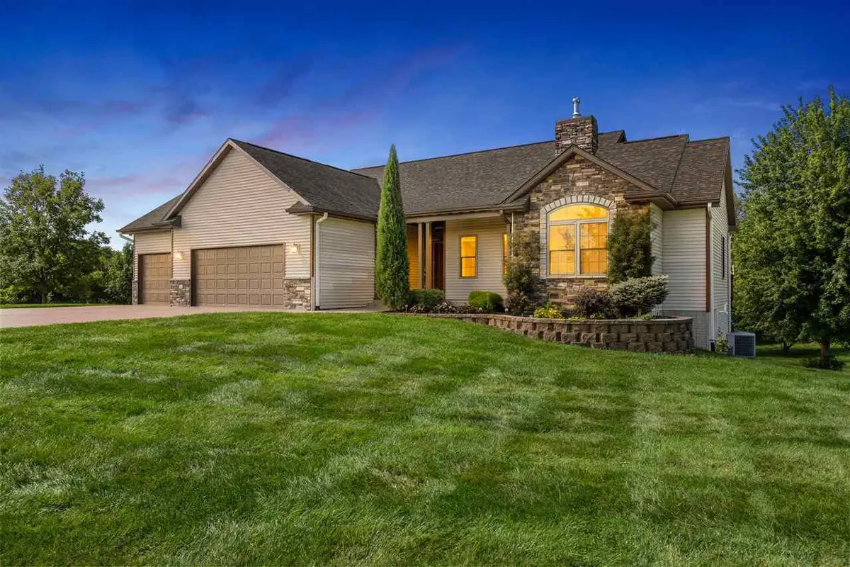 1441 Walter Mapp Drive, Riverside, IA 52327 - #1