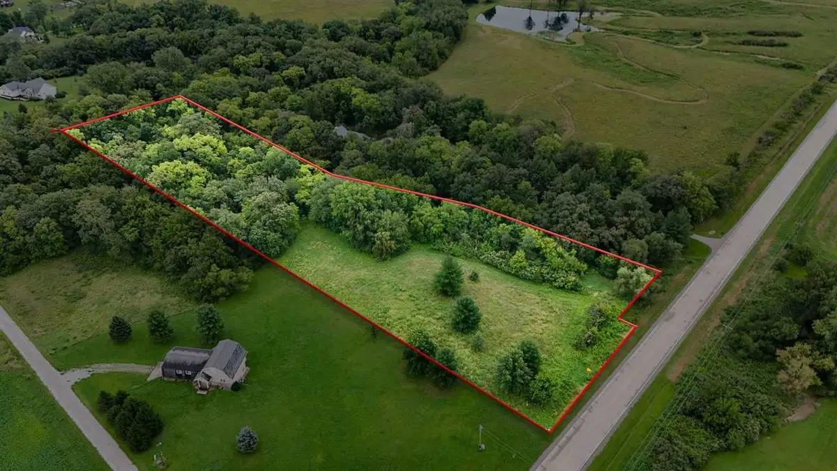 1436 Vine Ave, Riverside, IA 52327 - #1