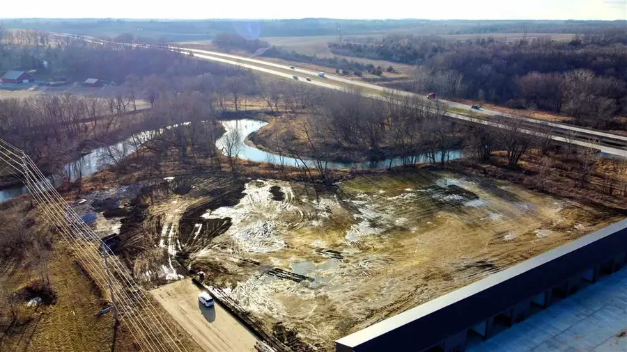 5317 Oak Crest Hill Rd SE, Hills, IA 52235 - #3