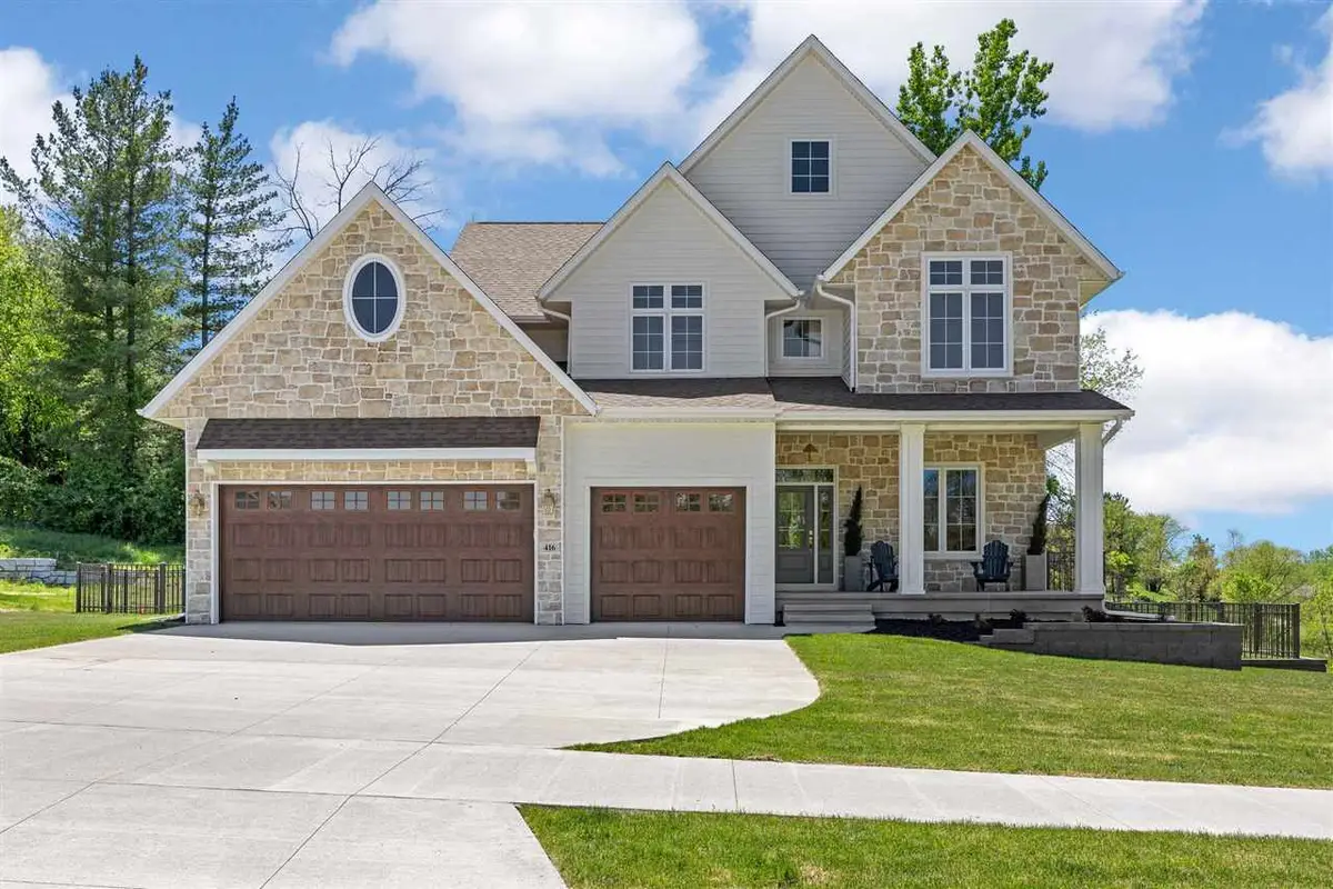 416 Auburn Ridge Rd, Coralville, IA 52241 - #1