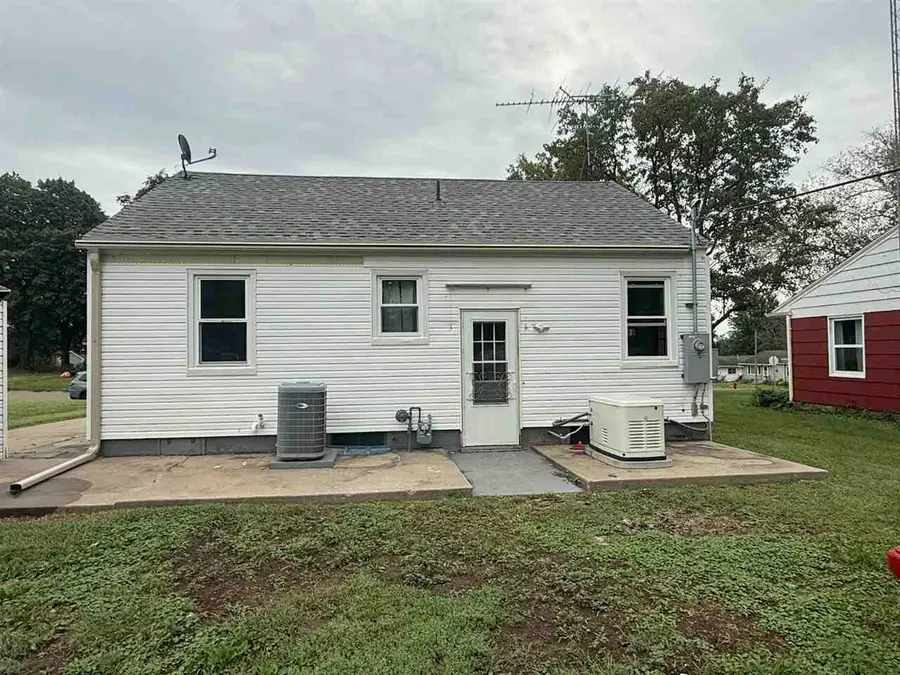 108 N Highland Street, North English, IA 52316 - #3