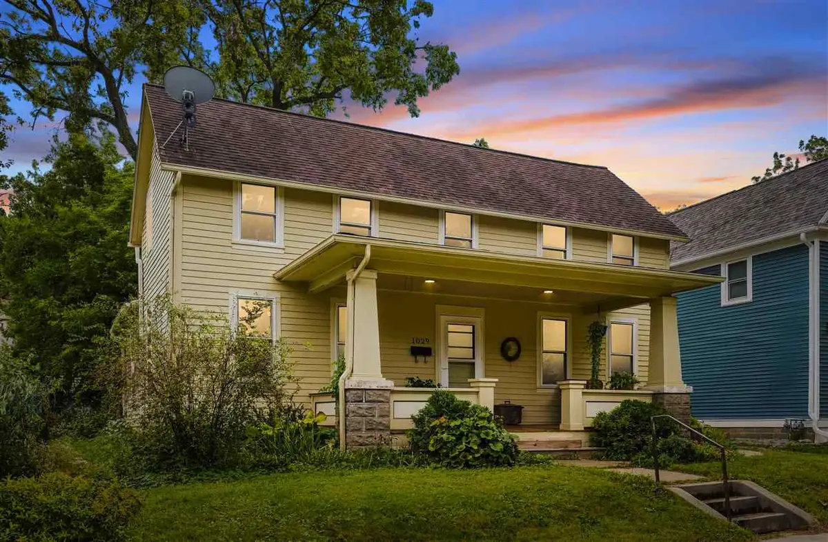 1029 E Bloomington, Iowa City, IA 52245 - #1